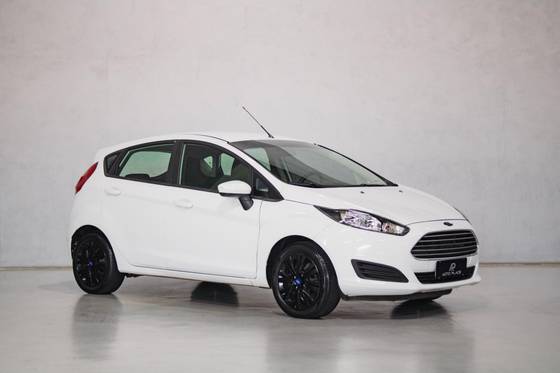 FORD FIESTA 1.5 S HATCH 16V FLEX 4P MANUAL FORD FIESTA 1.5 S HATCH 16V FLEX 4P MANUAL
